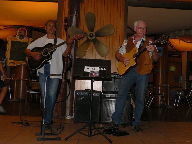 79- Concert de Jean-Louis et Dan au Bout du Monde 